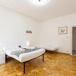 House Rondinella Center - Happy Apartamento Génova