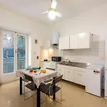 Apartamento House Rondinella Center - Happy