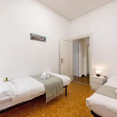 House Rondinella Center - Happy Apartman *